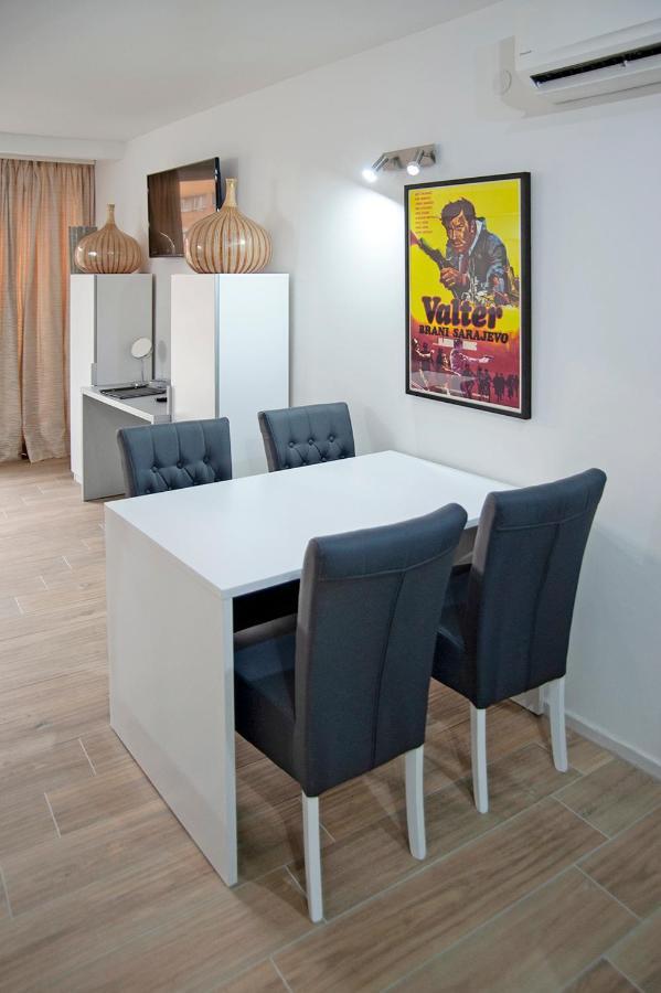 Studio Apartment Theatre View SJJ Esterno foto
