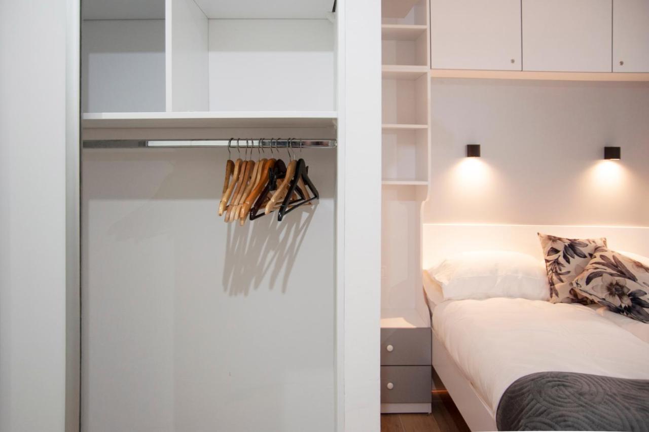 Studio Apartment Theatre View SJJ Esterno foto